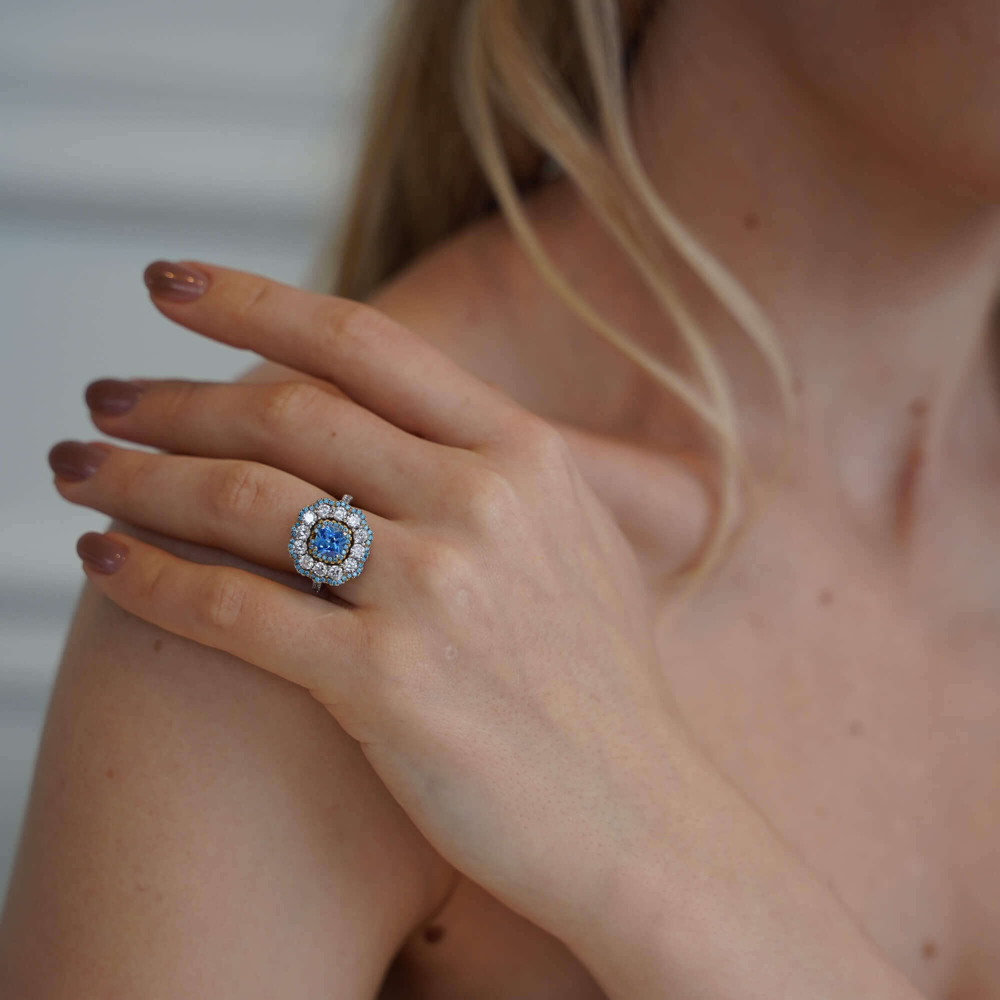 Premium quality ring with elegant design by Viviana Halil – perfect for adding sophistication to any look.
