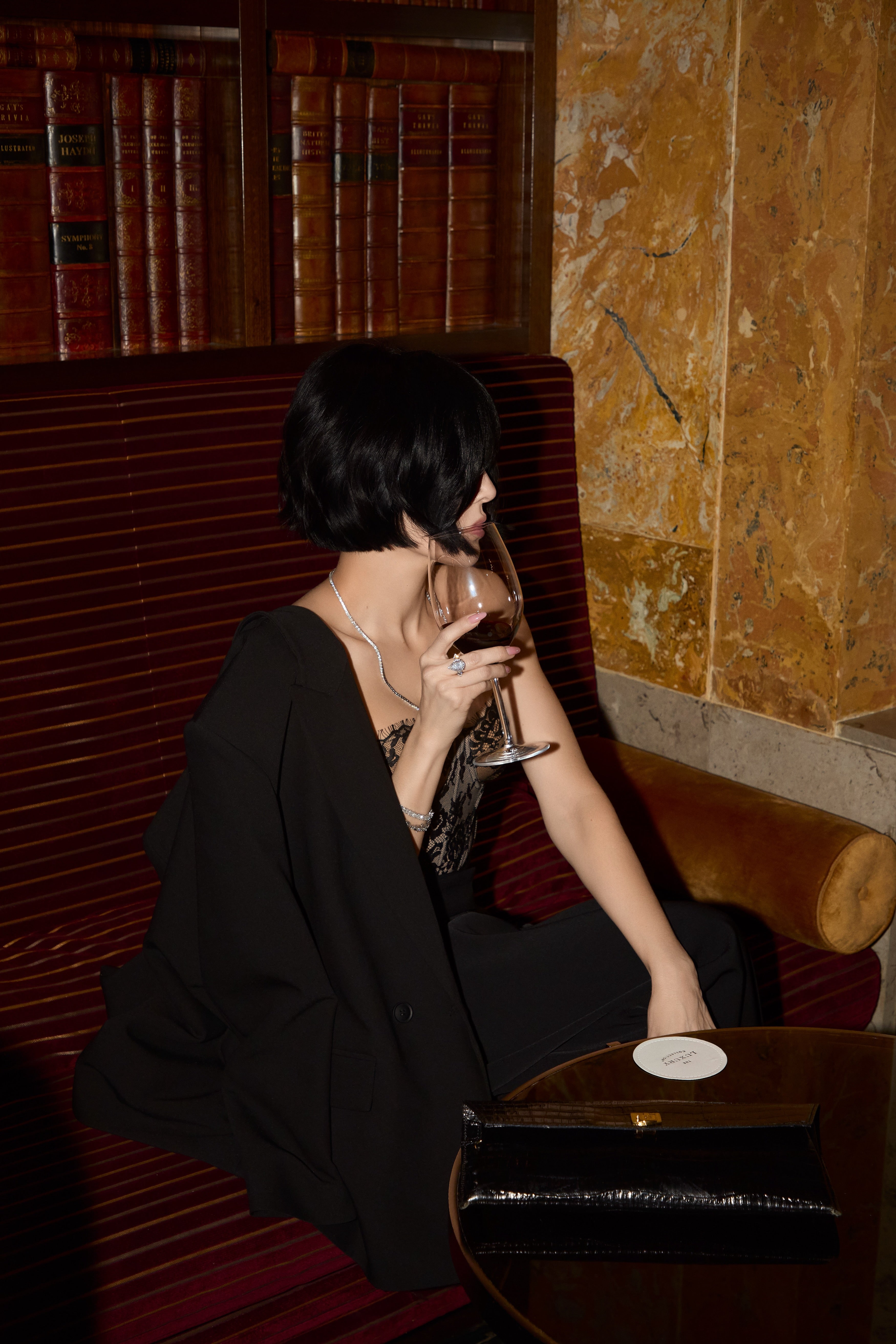 The Violet Necklace | Sterling Silver Modern Link Necklace