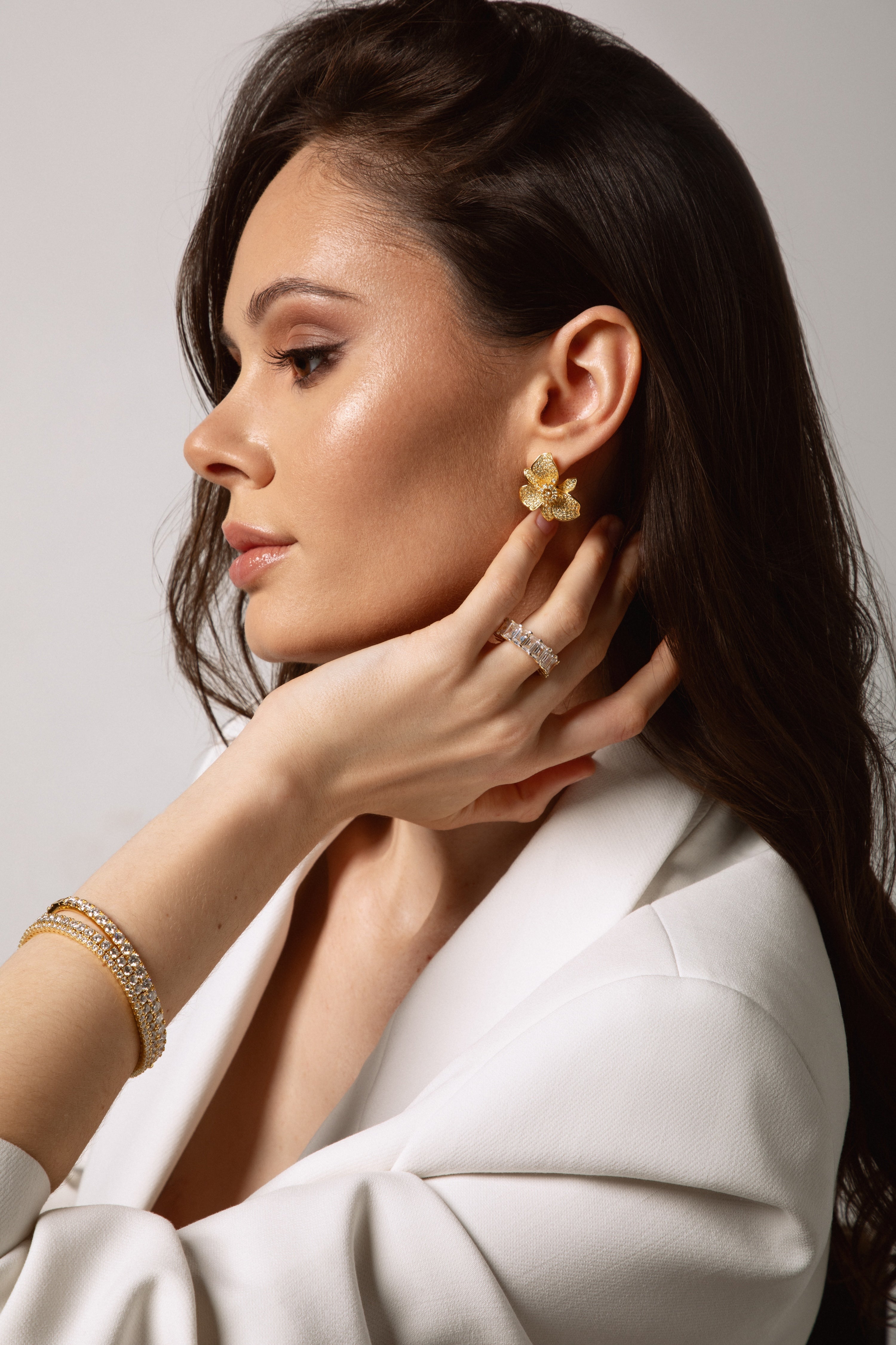 The Kylie Ring | 18k Gold Emerald Cut Diamond-Free Statement Ring