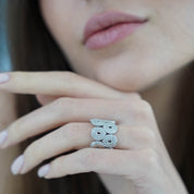 The Ava Ring