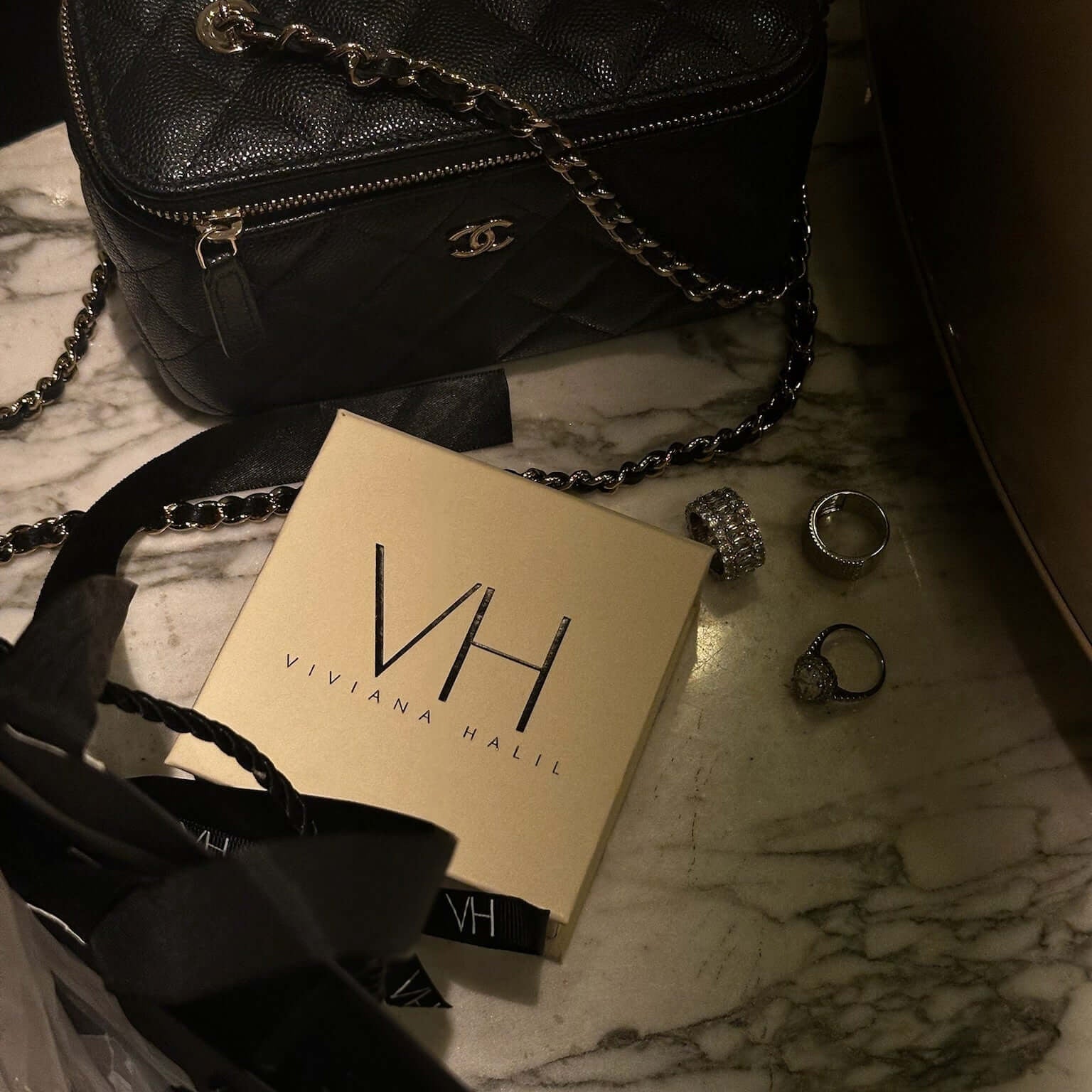 Discover curated jewelry pieces monthly with Viviana Halil’s Jewelry Subscription Box. Elegance and style delivered to your door.