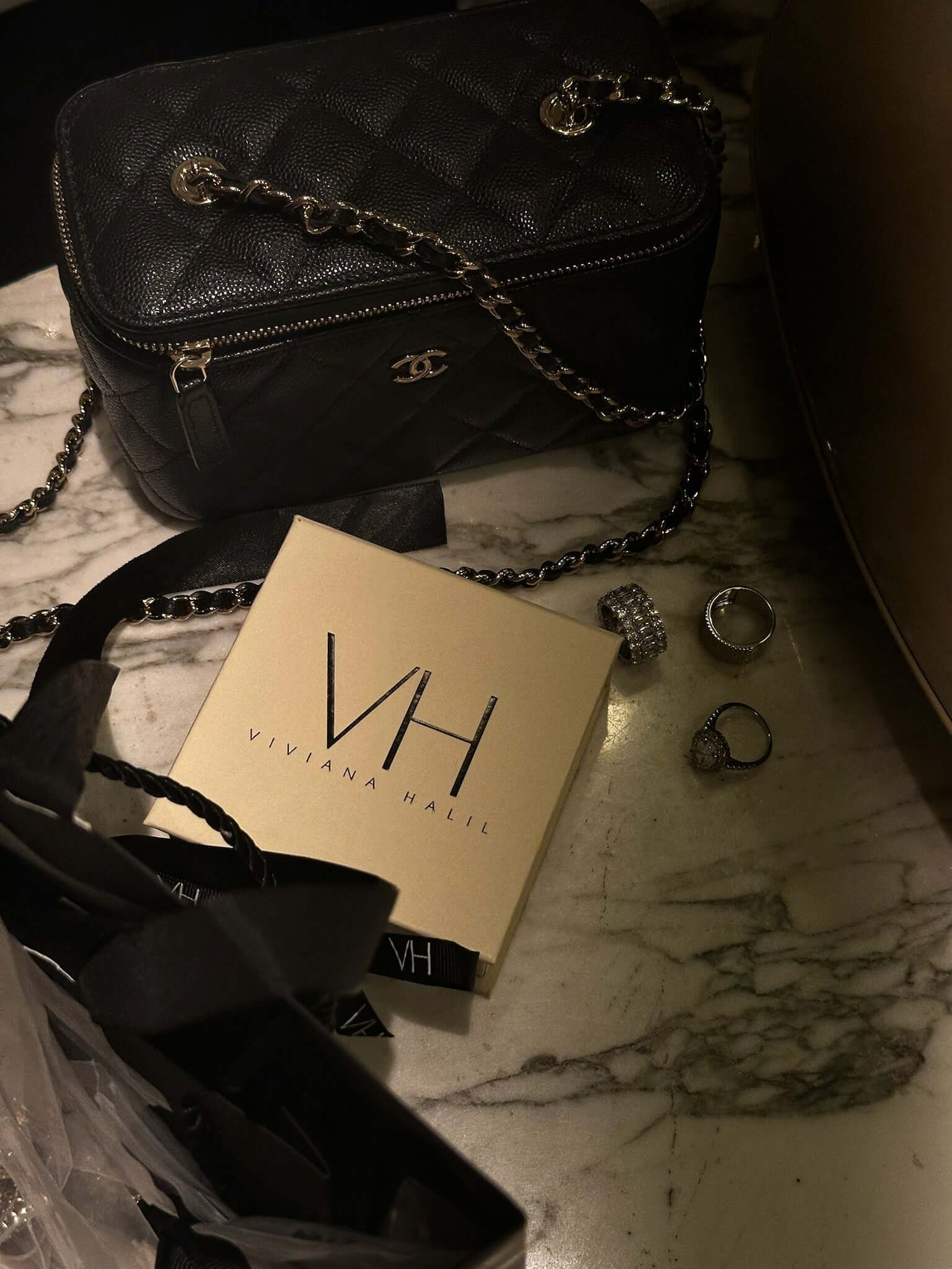 Discover curated jewelry pieces monthly with Viviana Halil’s Jewelry Subscription Box. Elegance and style delivered to your door.