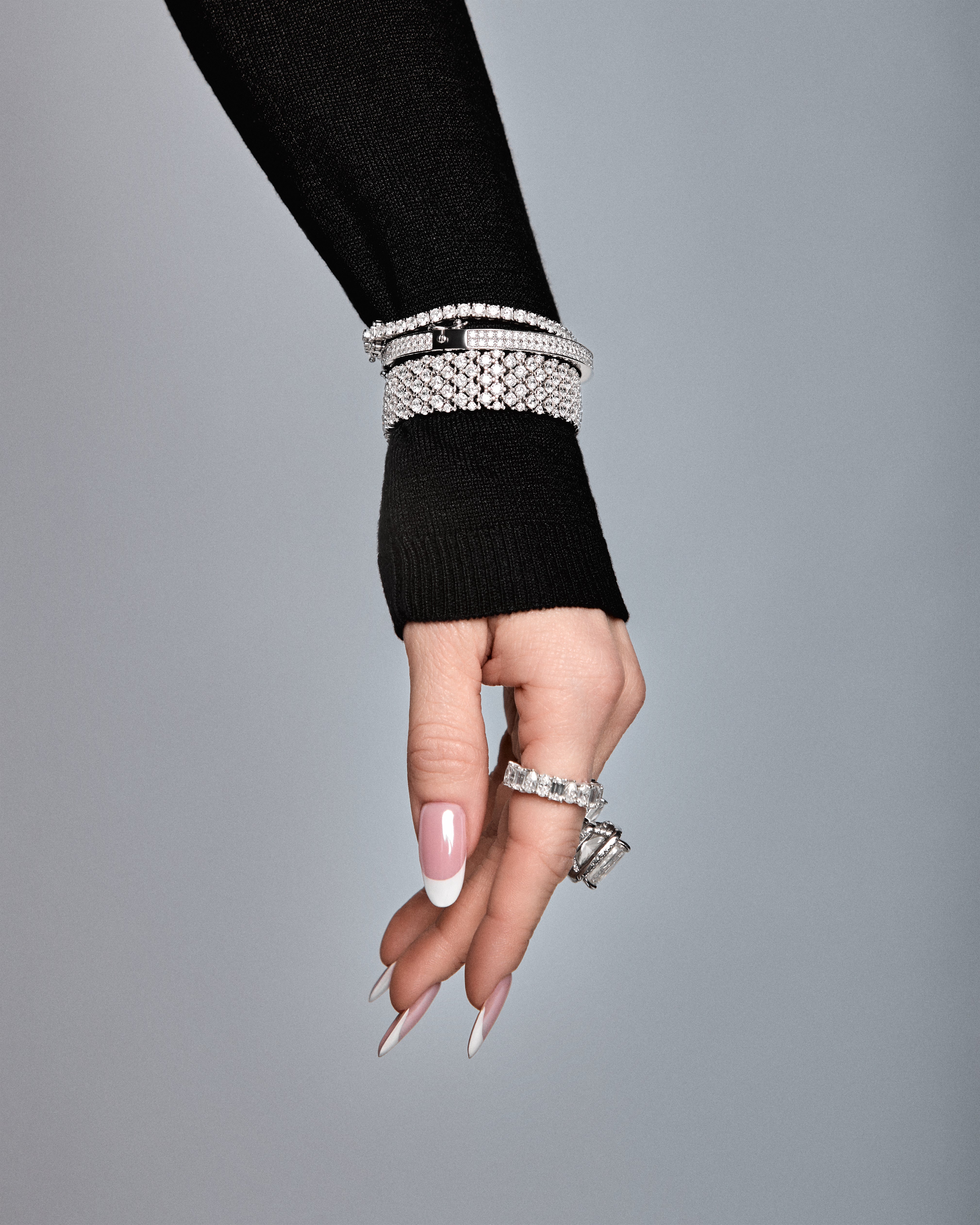 Editorial jewelry image — The Gemma Ring, refined high jewelry by Viviana Halil.
