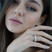 Viviana Halil Mia Ring diamond-free fine jewelry worn by model.