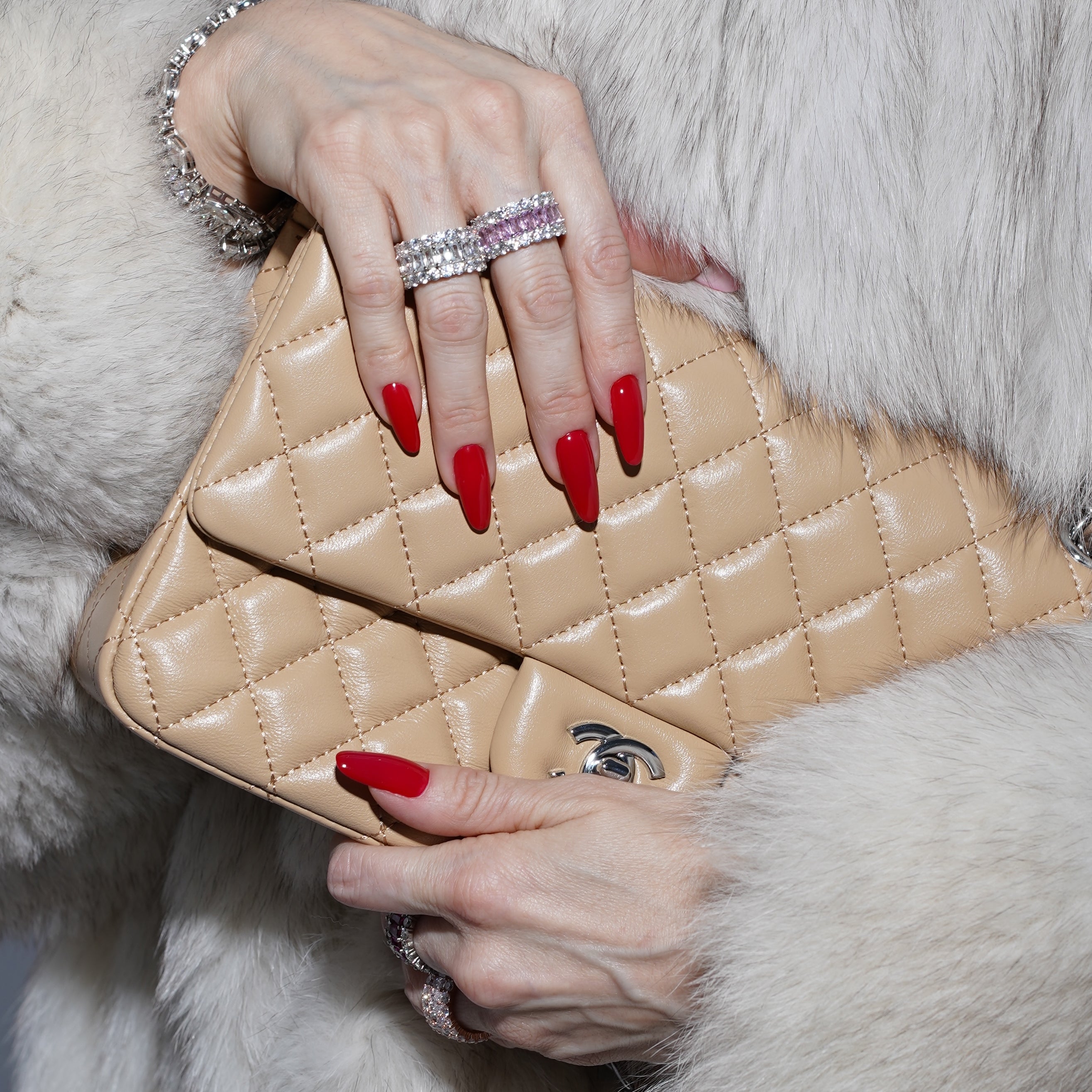 The Sephora ring by viviana of beverly hills redefining diamond alternative jewelry. 