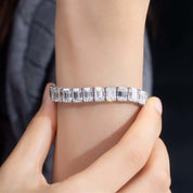 The Alaia 30ct Moissanite Bracelet in Sterling Silver