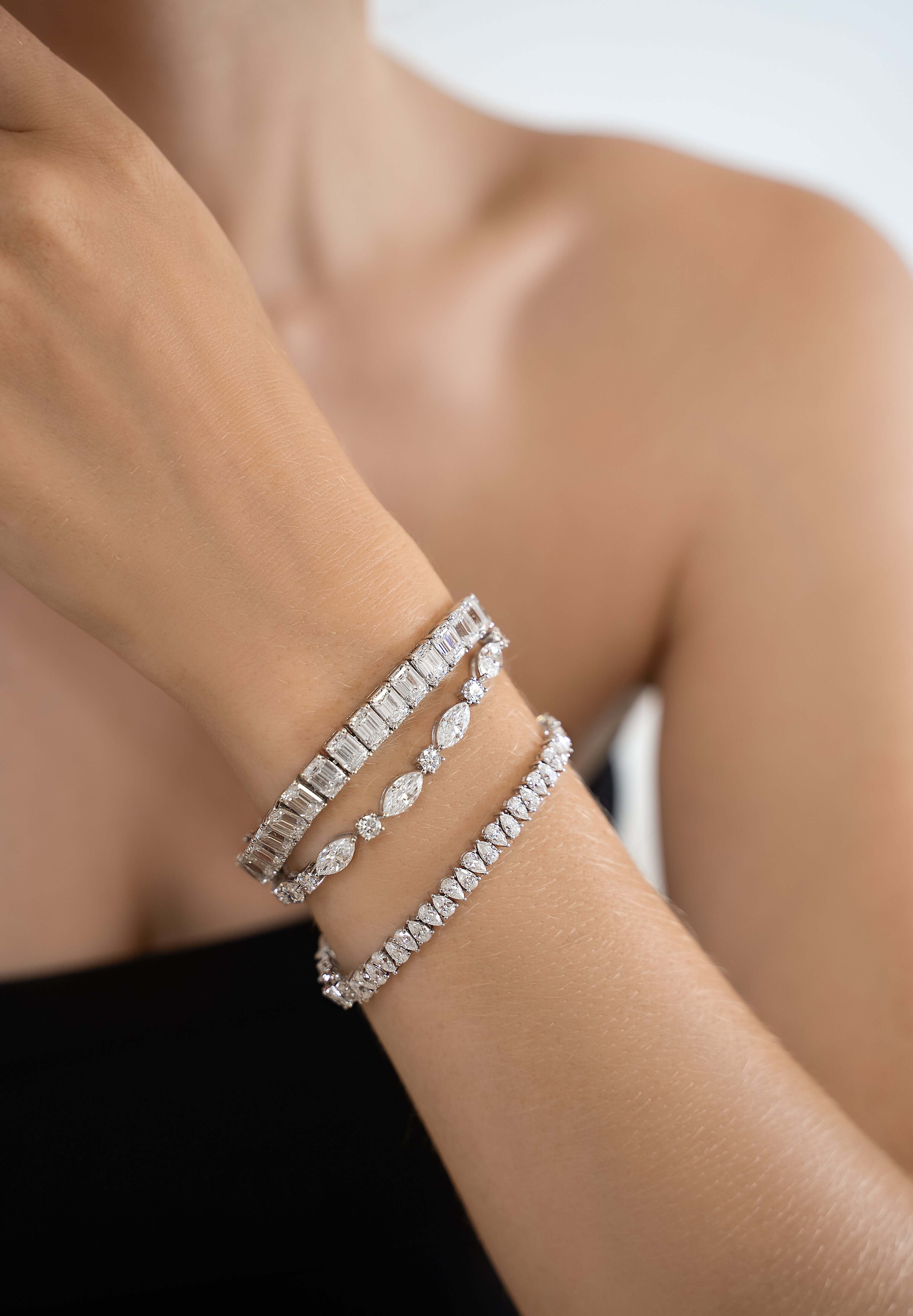 The Alaia 30ct Moissanite Bracelet in Sterling Silver