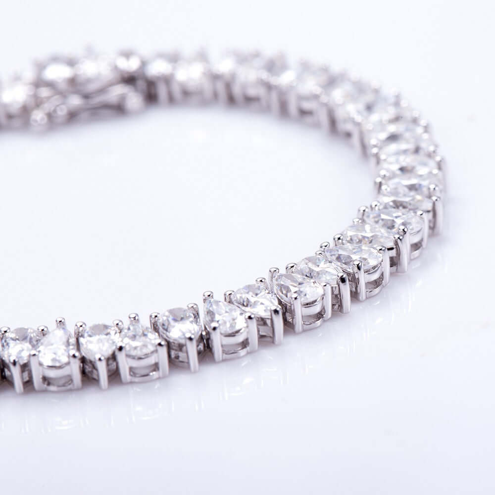 VHMoissanitePearCutTennisBracelet2.jpg