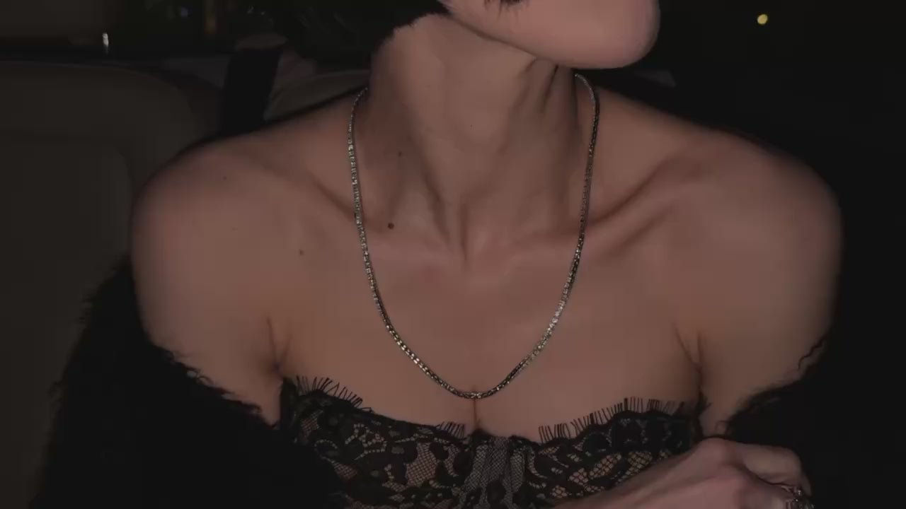 The Violet Necklace | Sterling Silver Modern Link Necklace